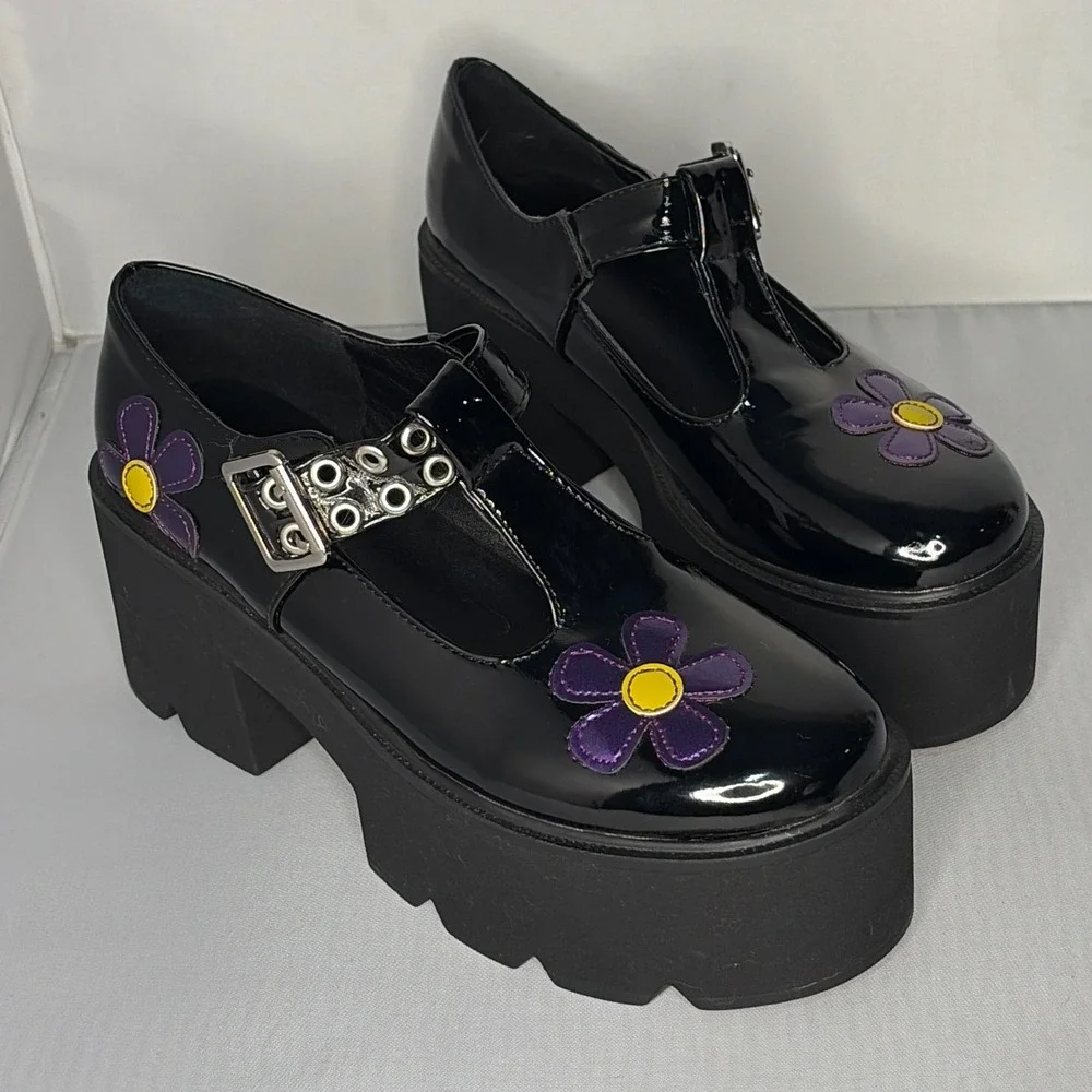 Black Patent Platform Mary Janes Flower Applique T-Strap Lug Sole Shoes Size 39